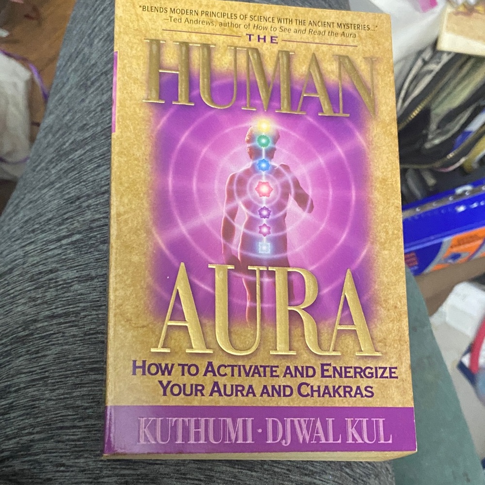 The Human Aura Book by Kuthumi and Djwal Kul - Gold Cover